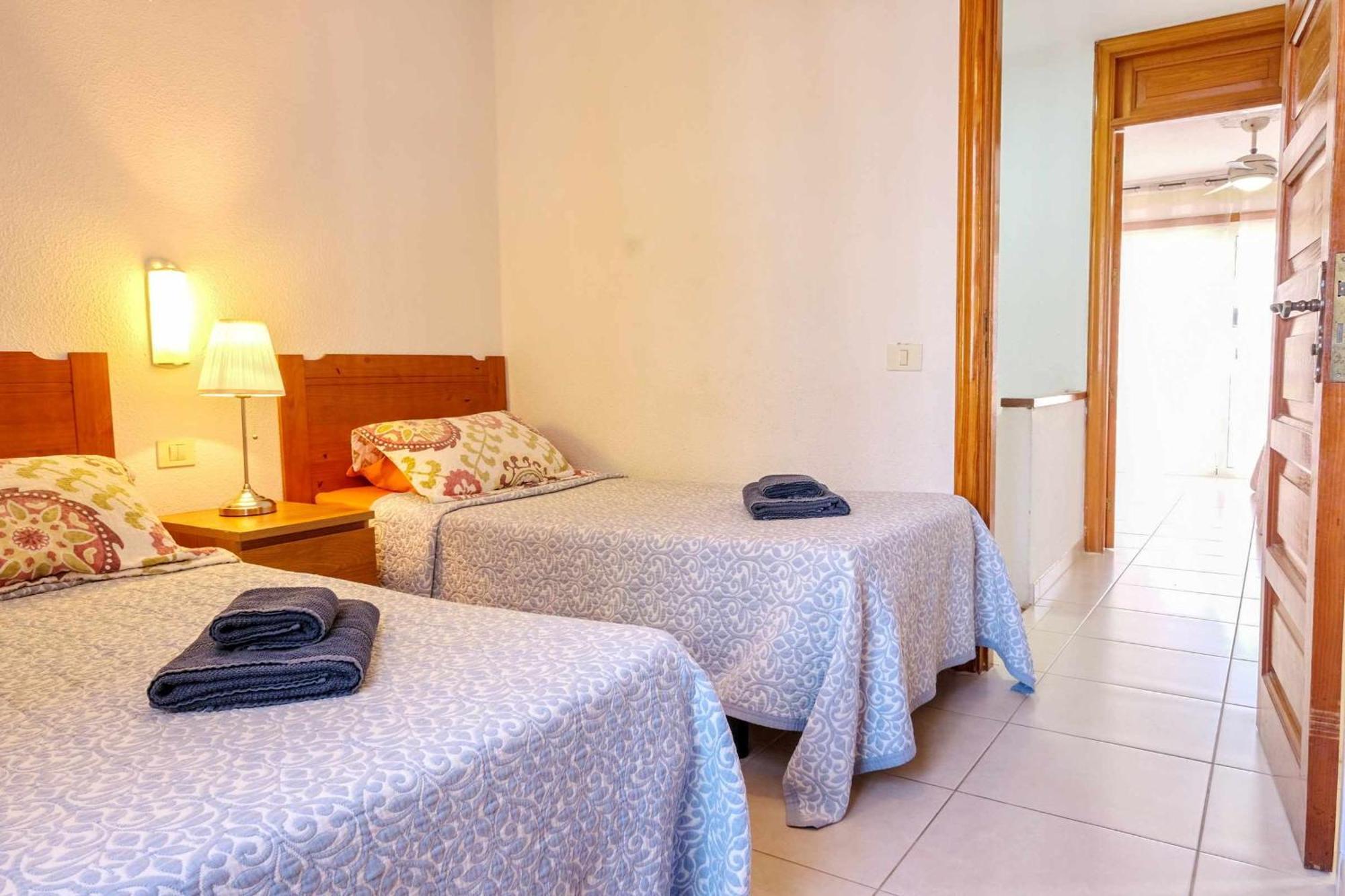 Parque Santiago 2 Villa 2 Tenerife Rental & Sales Плая де лас Америкас Екстериор снимка